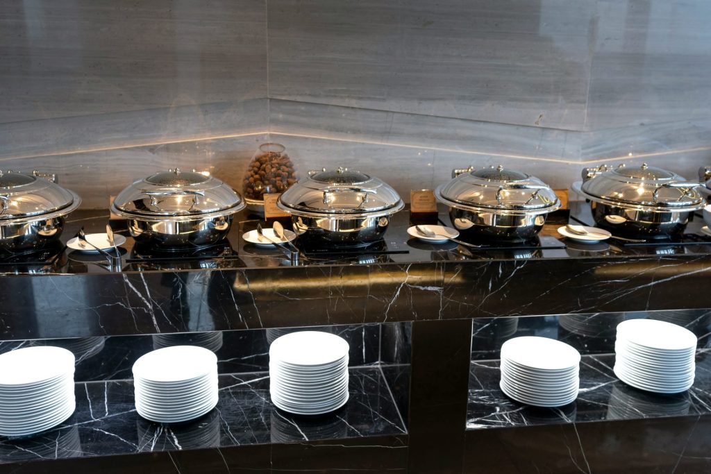 a bunch of plates that are sitting on a table